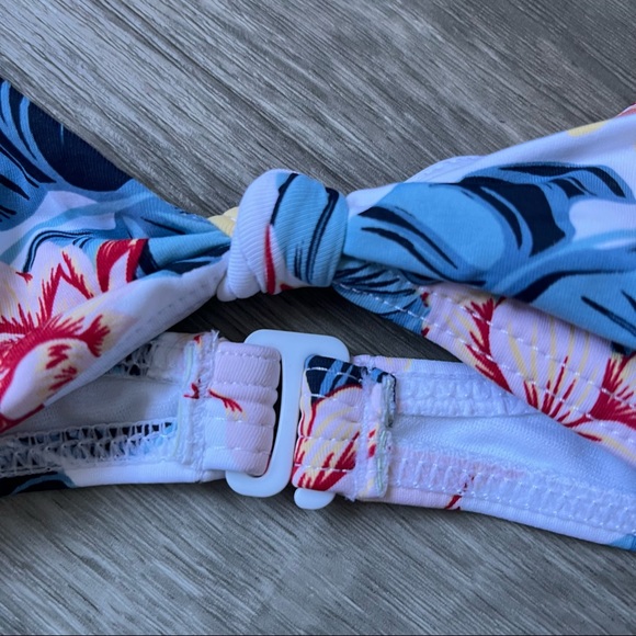 ROXY• Beautiful Mind Bralette Bikini Set - Picture 4 of 10